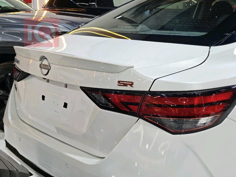 نیسان سێنترا